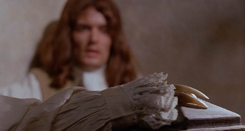 Imagen que contiene interior, tabla, frente, mujer
El contenido generado por IA puede ser incorrecto.